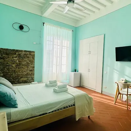 Bed and breakfast - Residenza D'epoca Piazza Cairoli Pisa